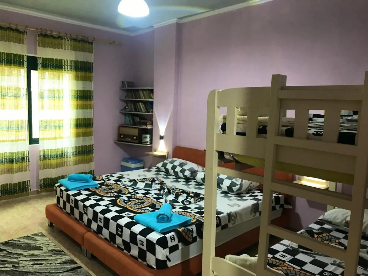 Appartement Rebi Beach Apartament à Golem